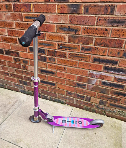 Micro sprite scooter - sprite,