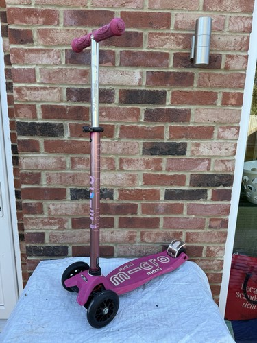 Maxi micro adjustable and - adjustable,