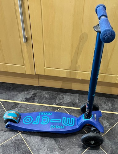 Micro maxi deluxe scooter - scooter, |