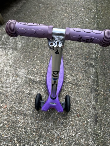 Micro scooter purple